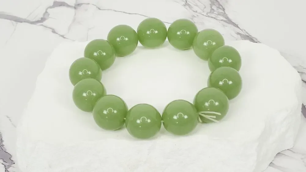 Beautiful 16mm Apple Green Nephrite Jade Polished Bead Stretchy Bracelet 7.5